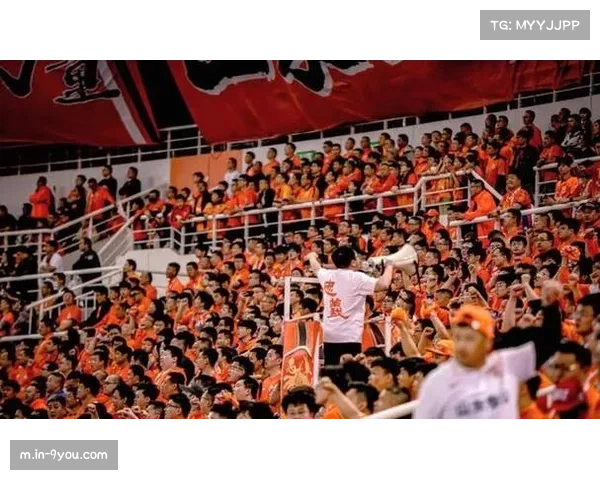 传统强队与升班马战术碰撞 铁人铜梁龙带来不同足球理念